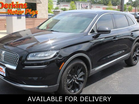 Used 2021 Lincoln Nautilus Reserve w/ Cargo Utility Package AWD/4WD image 1