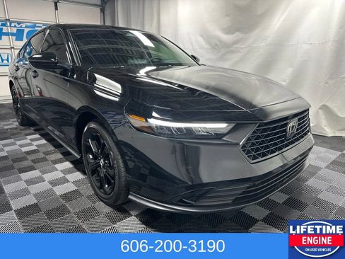 Used 2025 Honda Accord SE image 6
