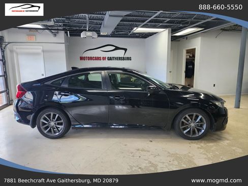 Used 2019 Honda Civic EX image 3