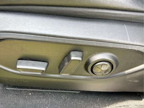 Certified 2023 Jeep Grand Cherokee L Altitude AWD/4WD image 26