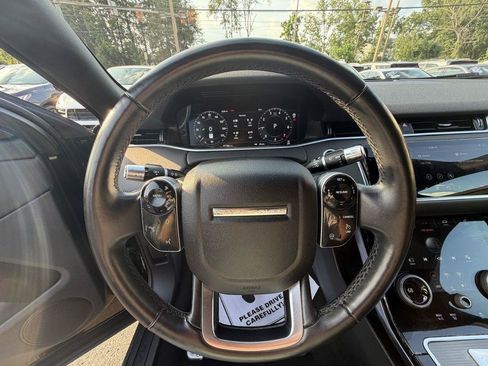 Used 2020 Land Rover Range Rover Evoque SE AWD/4WD image 27