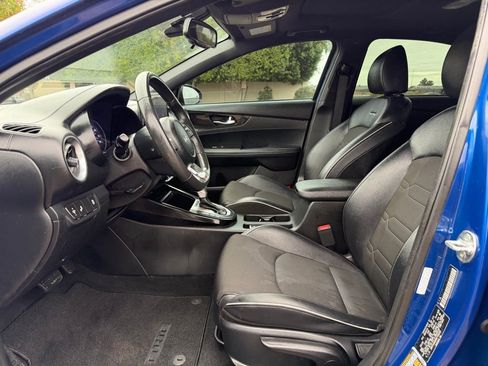 Used 2024 Kia Forte GT-Line w/ GT-Line Premium Package image 21