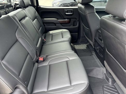 Used 2018 GMC Sierra 1500 SLT AWD/4WD image 34