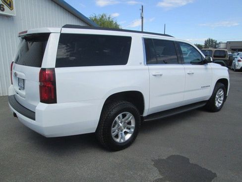 Used 2019 Chevrolet Suburban LT AWD/4WD image 6