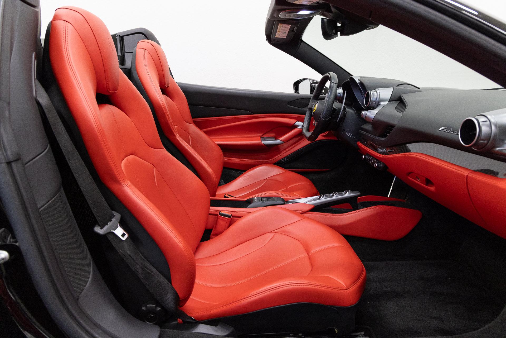 Used 2021 Ferrari F8 Tributo RWD image 13