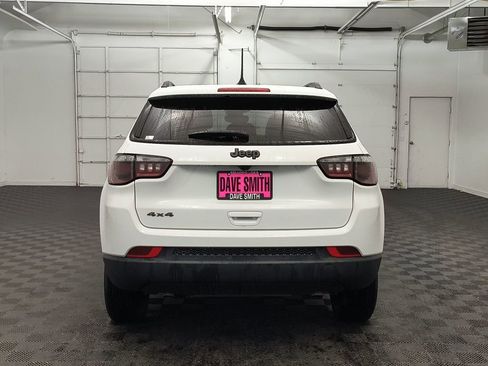 Used 2025 Jeep Compass Latitude w/ Altitude Special Edition image 9