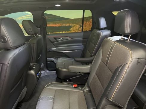 Used 2026 Chevrolet Traverse High Country w/ LPO, Floor Liner Package image 53