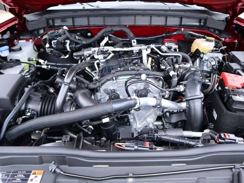 New 2025 Ford Bronco 4-Door image 19