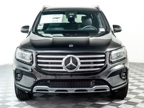 New 2025 Mercedes-Benz GLB 250 250 4MATIC image 9