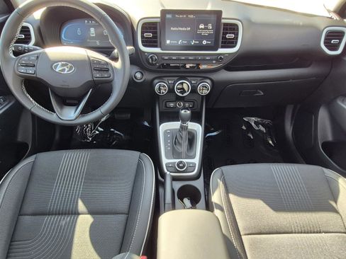 New 2026 Hyundai Venue SEL FWD image 12