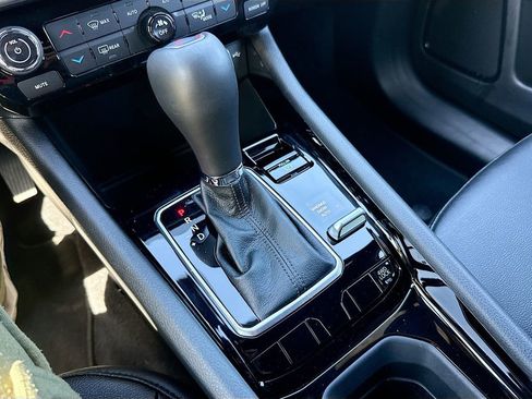 Used 2026 Jeep Compass Limited image 18