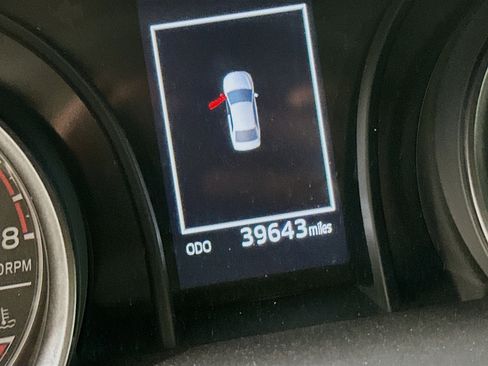 Used 2024 Toyota Camry SE w/ Convenience Package FWD image 19