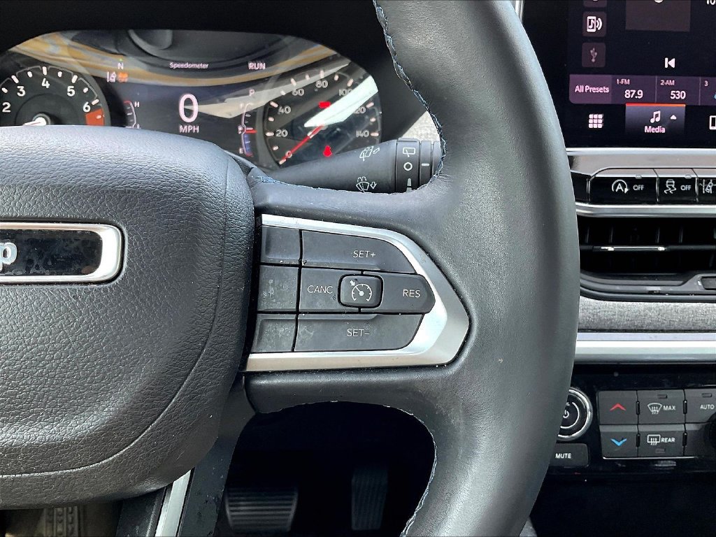Used 2022 Jeep Compass Latitude w/ Convenience Group AWD/4WD image 14