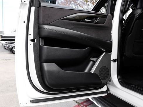 Used 2020 Cadillac Escalade ESV Platinum image 49