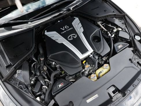 Used 2018 INFINITI Q50 Red Sport 400 w/ Sensory Package (Sport) RWD image 51