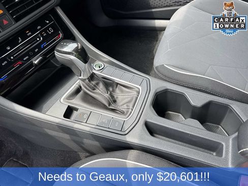 Used 2025 Volkswagen Jetta Sport FWD image 45