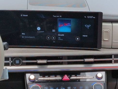 Used 2025 Hyundai Santa Fe Limited FWD image 18