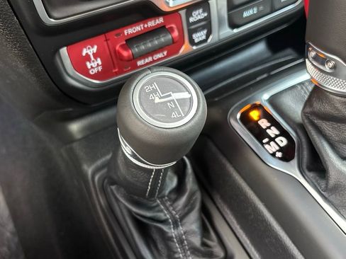 New 2026 Jeep Gladiator Rubicon w/ Safety Group image 19