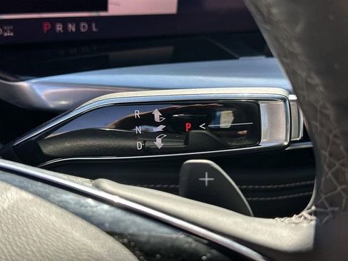 Used 2025 Cadillac Escalade Sport image 15