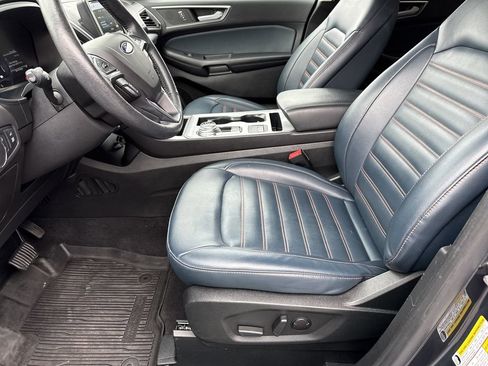 Used 2022 Ford Edge SEL w/ Sport Appearance Package AWD/4WD image 9