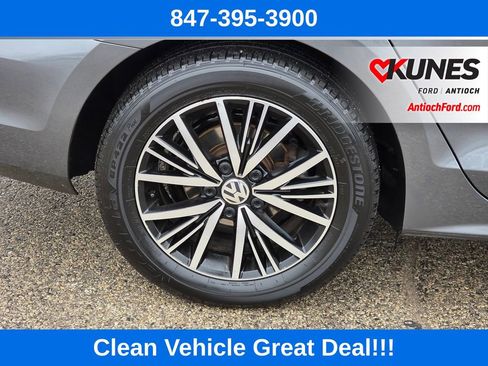 Used 2018 Volkswagen Jetta Wolfsburg Edition image 10