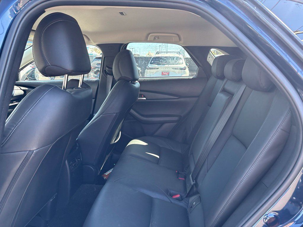 Used 2023 MAZDA CX-30 AWD 2.5 S w/ Select Package image 12