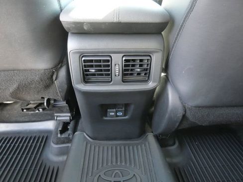 Used 2022 Toyota RAV4 Adventure w/ Convenience Package image 16