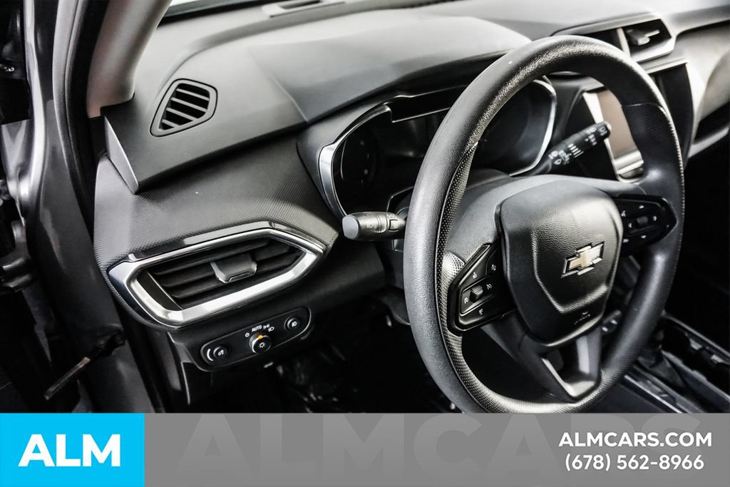 Used 2023 Chevrolet TrailBlazer LT FWD image 31