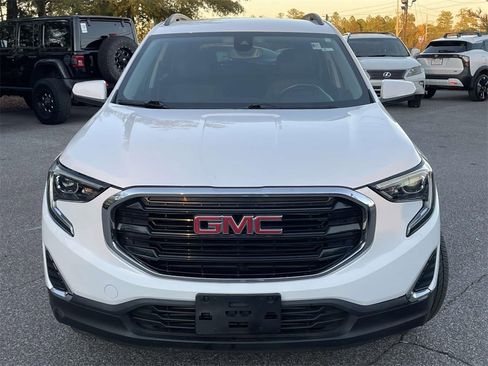 Used 2021 GMC Terrain SLE w/ Driver Convenience Package image 7