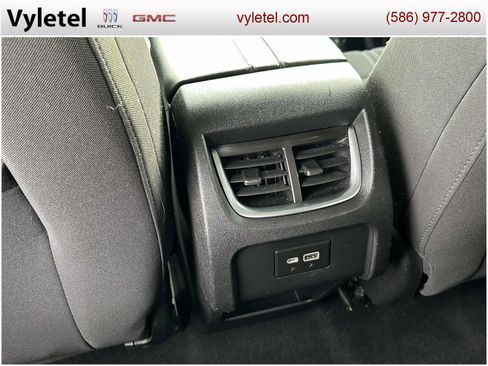 Used 2020 Chevrolet Blazer LT image 11