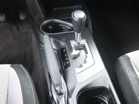 Used 2018 Toyota RAV4 XLE image 12