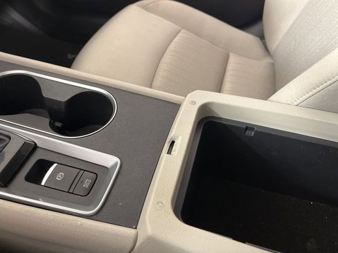 Used 2019 Nissan Altima 2.5 SV image 36