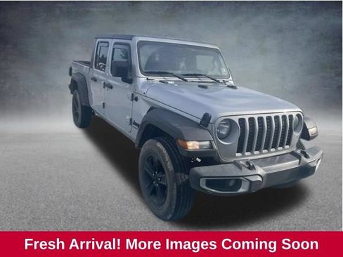 Used 2023 Jeep Gladiator Sport AWD/4WD image 1