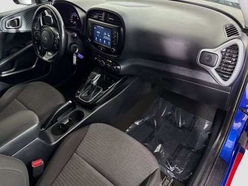 Used 2021 Kia Soul GT-Line FWD image 29