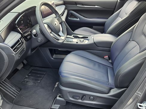 Used 2026 INFINITI QX60 Sport w/ Dark Cargo Package AWD/4WD image 14