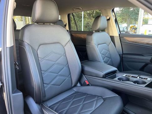 New 2026 Volkswagen Atlas SE FWD image 27