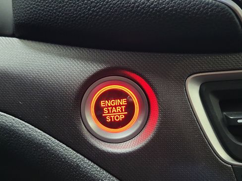 Certified 2025 Honda Ridgeline Sport image 24