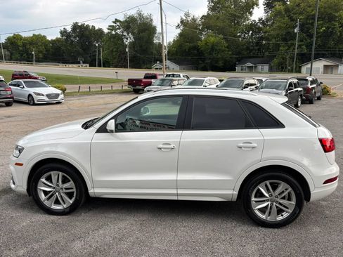 Used 2017 Audi Q3 2.0T Premium w/ Convenience Package FWD image 6