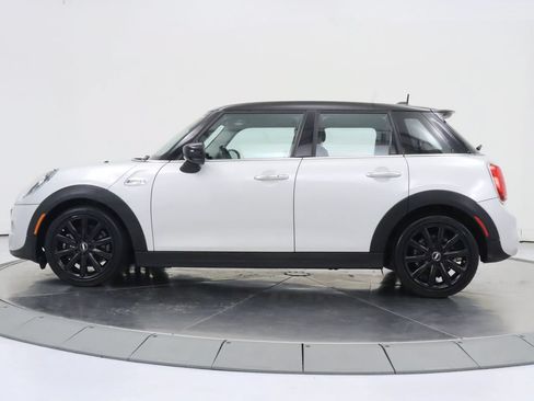 Used 2021 MINI Cooper S FWD image 2