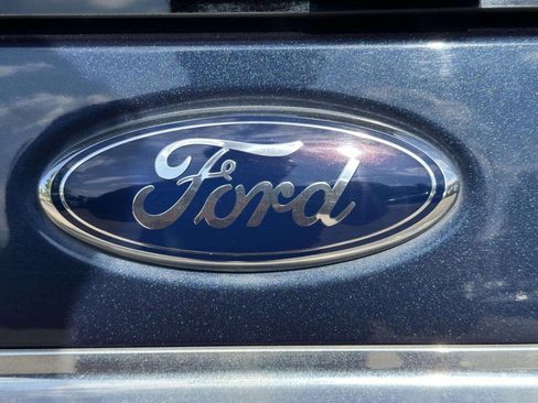 Used 2014 Ford Expedition XLT RWD image 38
