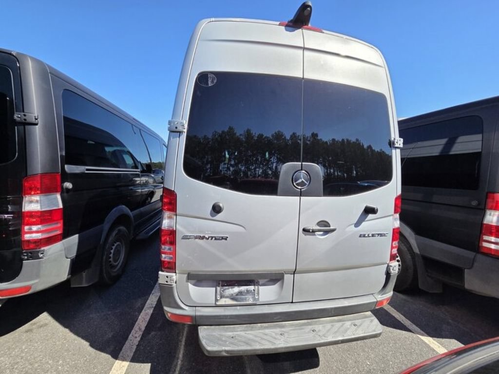 Used 2016 Mercedes-Benz Sprinter 2500 image 3