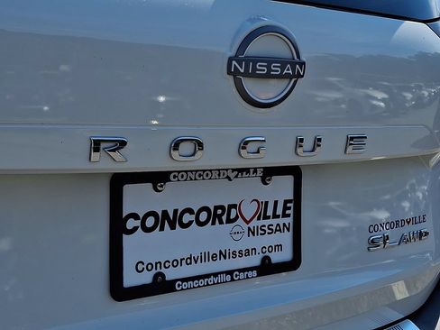Certified 2023 Nissan Rogue SL AWD/4WD image 31