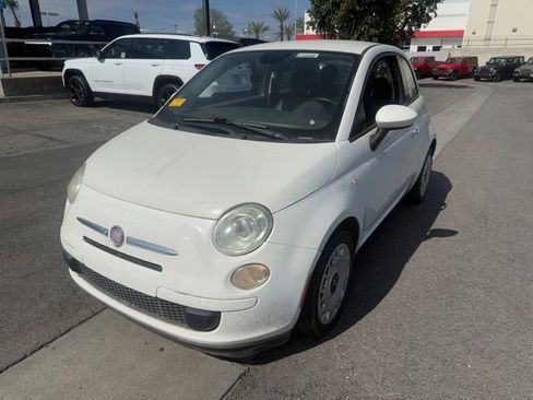 Used 2015 FIAT 500 Pop image 1