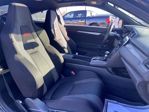 Used 2019 Honda Civic Si image 18