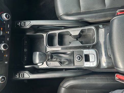 Used 2021 Kia Telluride S image 17