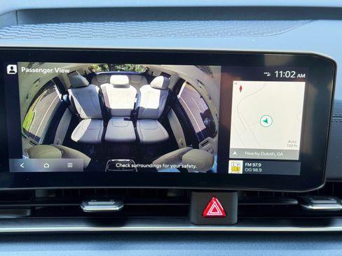 Used 2025 Kia Carnival SX FWD image 29
