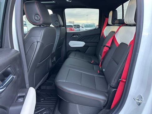 New 2026 GMC Canyon AT4X image 17