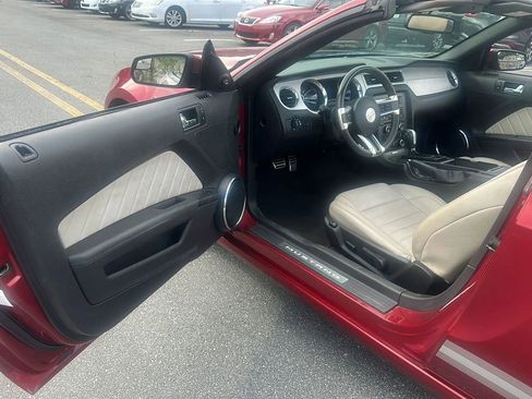 Used 2014 Ford Mustang Premium w/ Equipment Group 202A RWD image 30