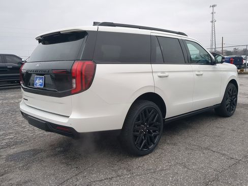 New 2026 Ford Expedition Platinum w/ Stealth Performance Package AWD/4WD image 3