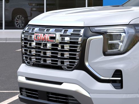 New 2027 GMC Terrain Denali w/ LPO, Black Badging Package AWD/4WD image 14